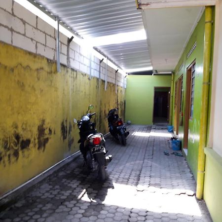 Janti Transit Room Syariah Maguwo Экстерьер фото