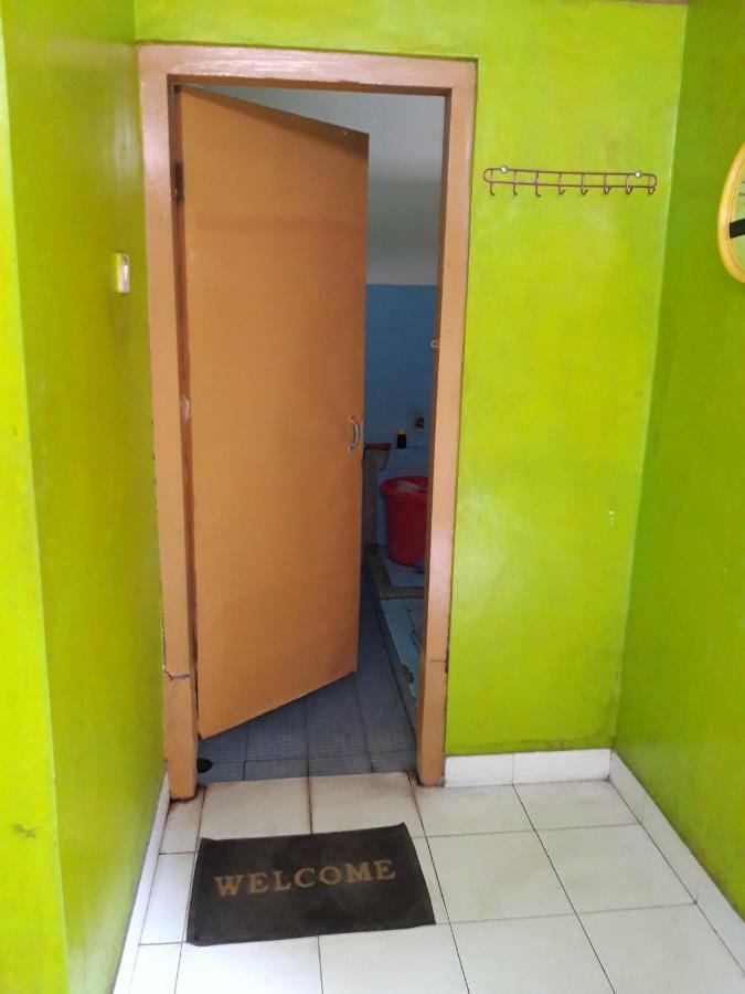 Janti Transit Room Syariah Maguwo Экстерьер фото